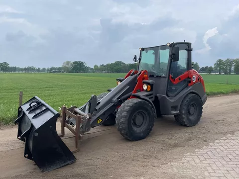 Ahlmann AX 100 Shovel Loader