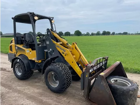 Mustang AL 406 Shovel Loader