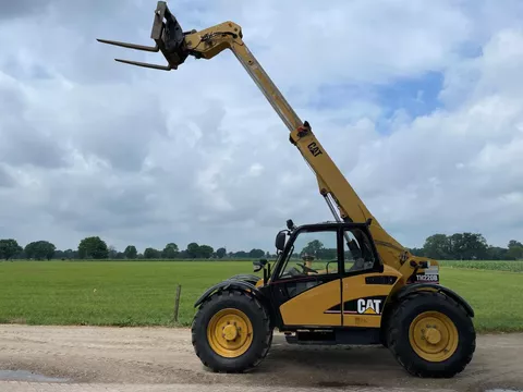 Caterpillar TH 220 B Verreiker Loader