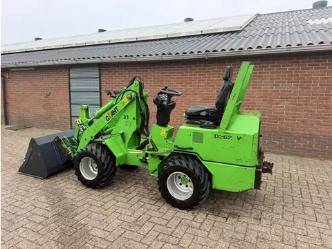 Giant D262 SW Shovel Loader